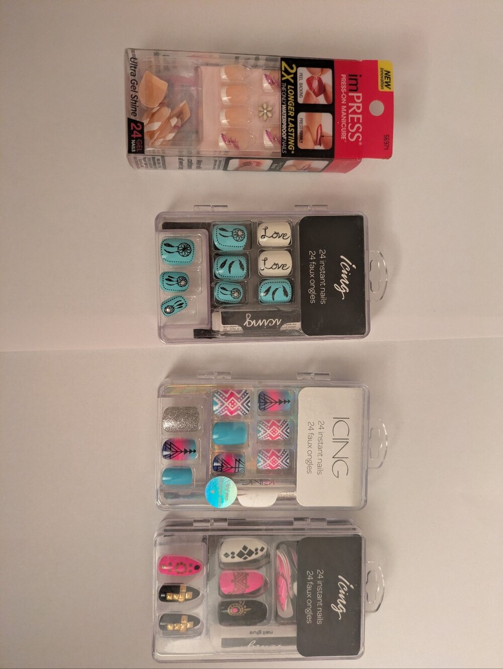 FREE GIFT WITH PURCHASE NWT Bundle Of 4 False Nail Sets Kiss, Icing By Claire's